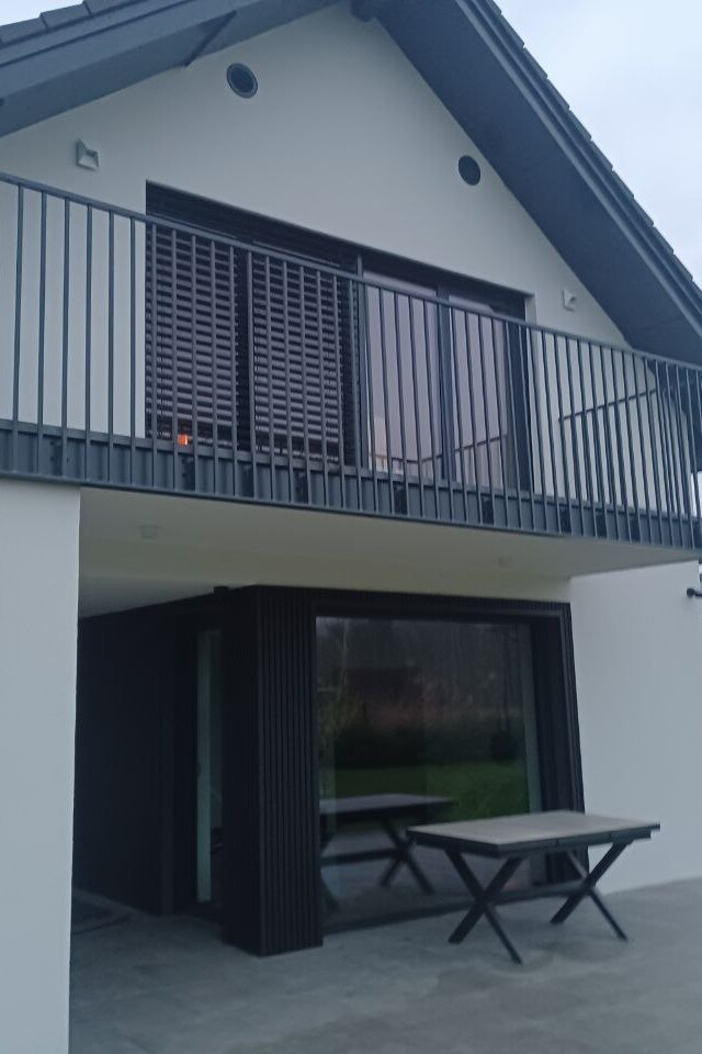 Опис зображення 8